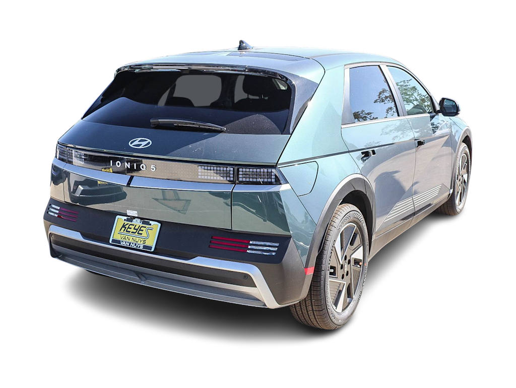 Thumbnail: 2026 Hyundai Ioniq 5 - 17