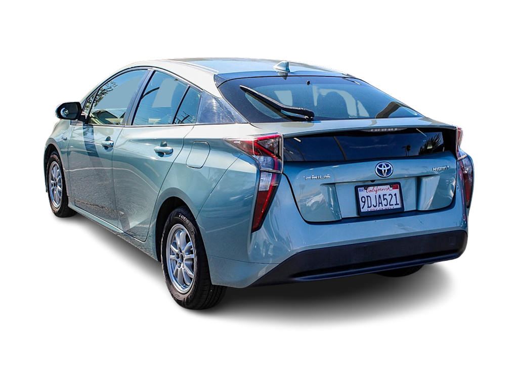 Thumbnail: 2017 Toyota Prius - 3