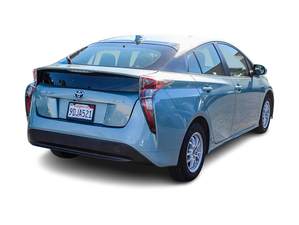 Thumbnail: 2017 Toyota Prius - 18