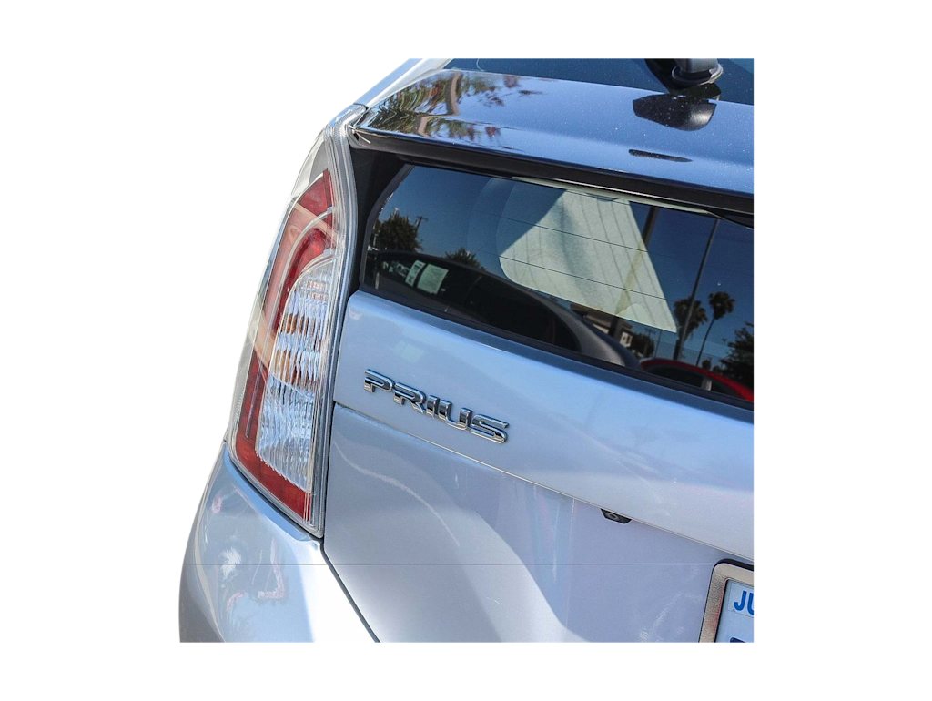 Thumbnail: 2015 Toyota Prius - 20
