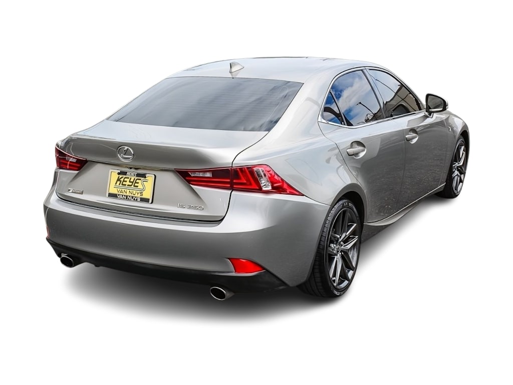Thumbnail: 2015 Lexus IS - 21