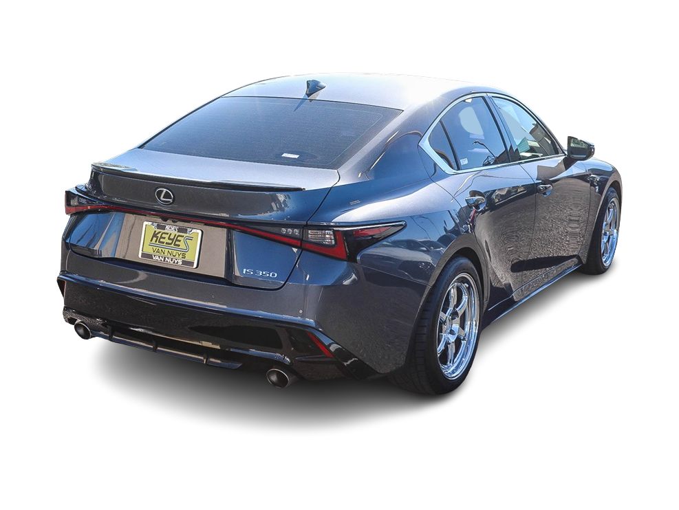 Thumbnail: 2022 Lexus IS - 21