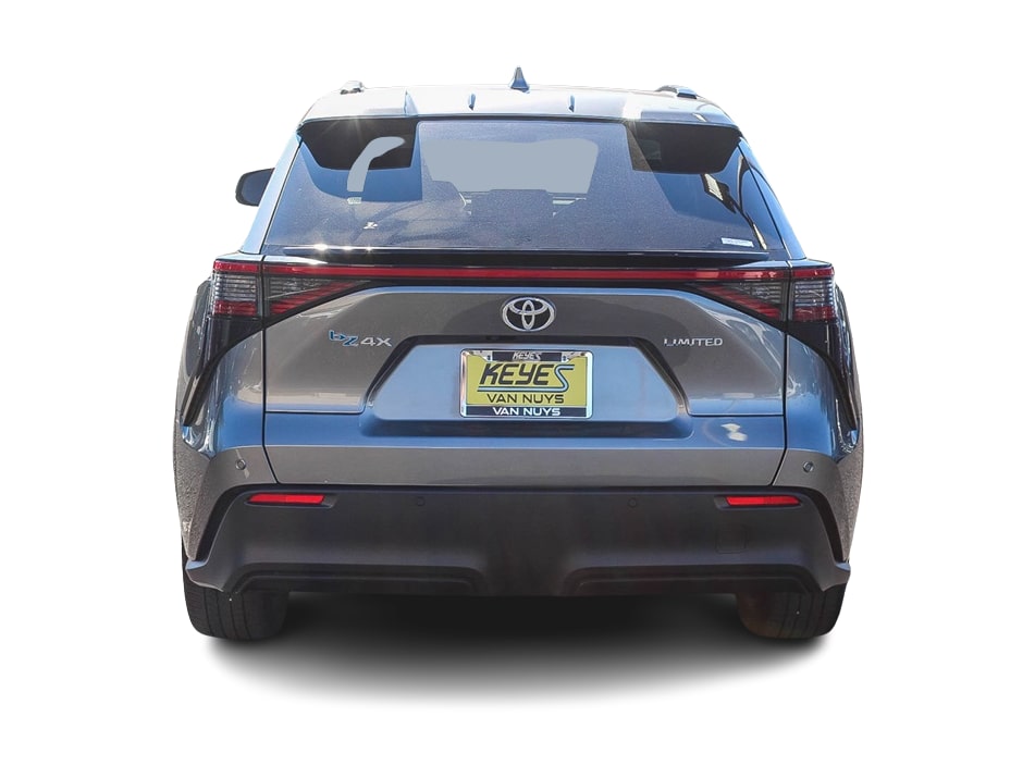 Thumbnail: 2023 Toyota bZ4X - 4