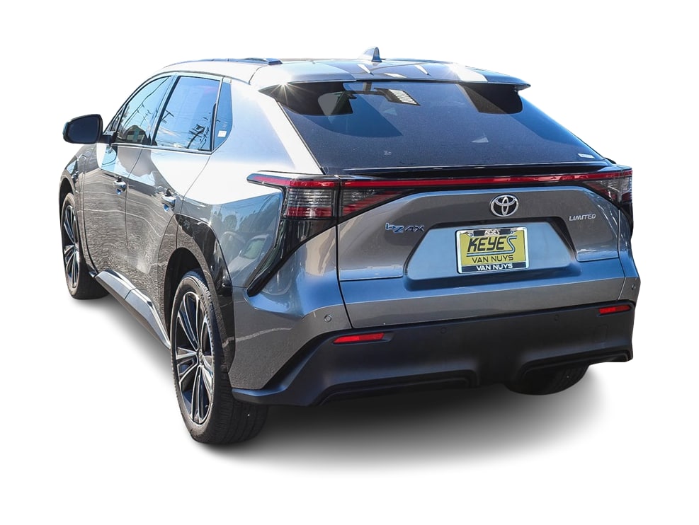 Thumbnail: 2023 Toyota bZ4X - 3