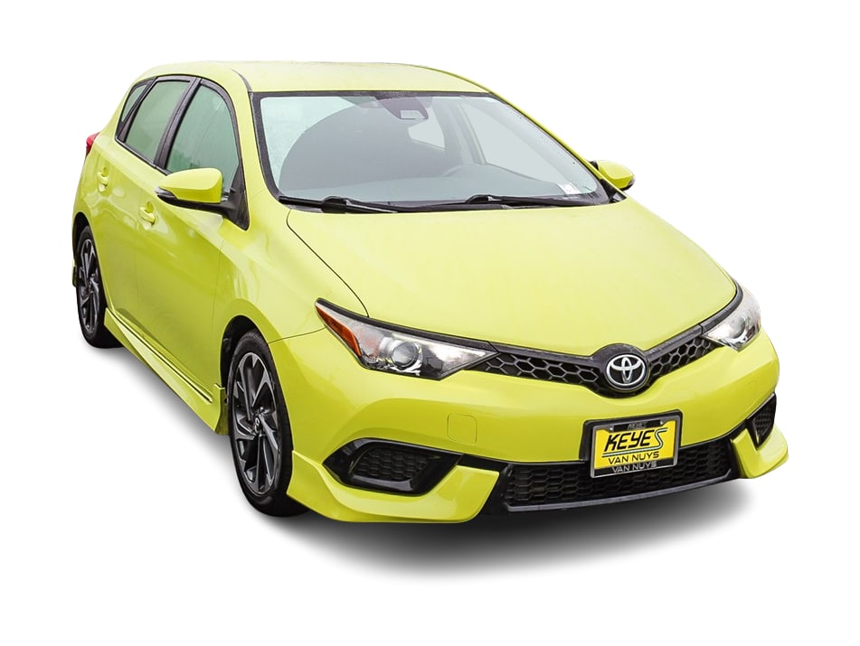 Thumbnail: 2018 Toyota Corolla iM - 17