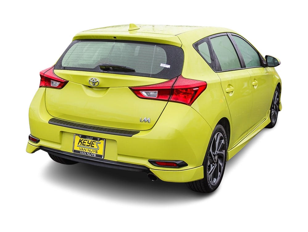 Thumbnail: 2018 Toyota Corolla iM - 18