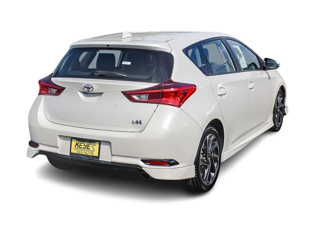 Thumbnail: 2018 Toyota Corolla iM - 19