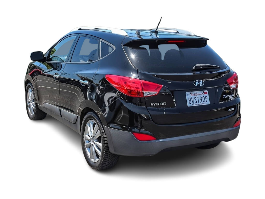 Thumbnail: 2011 Hyundai Tucson - 3