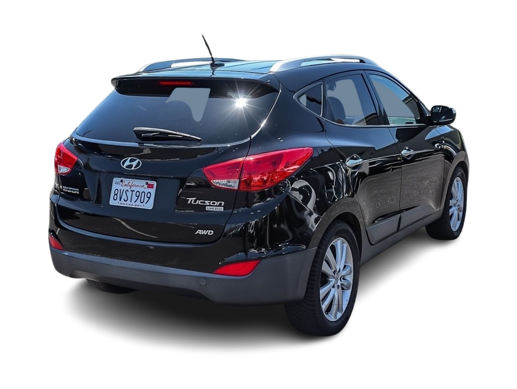 Thumbnail: 2011 Hyundai Tucson - 19