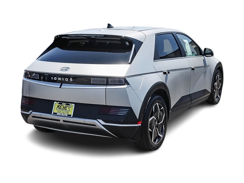 Thumbnail: 2023 Hyundai Ioniq 5 - 18