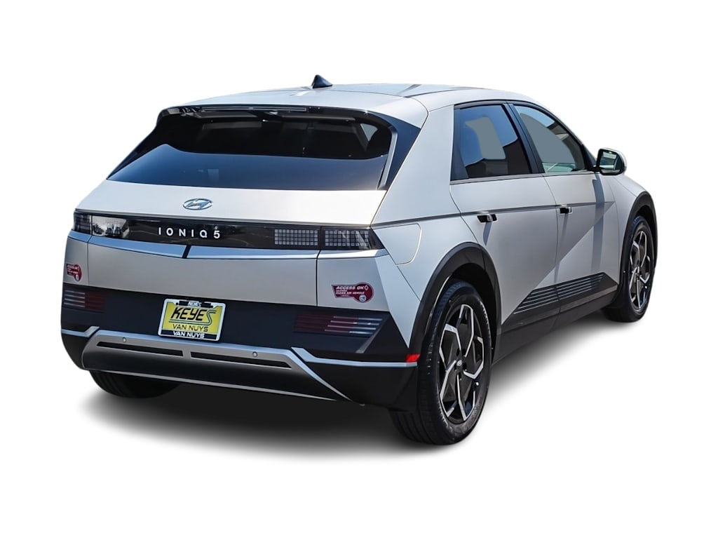 Thumbnail: 2024 Hyundai Ioniq 5 - 17