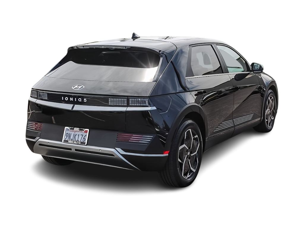 Thumbnail: 2024 Hyundai Ioniq 5 - 17