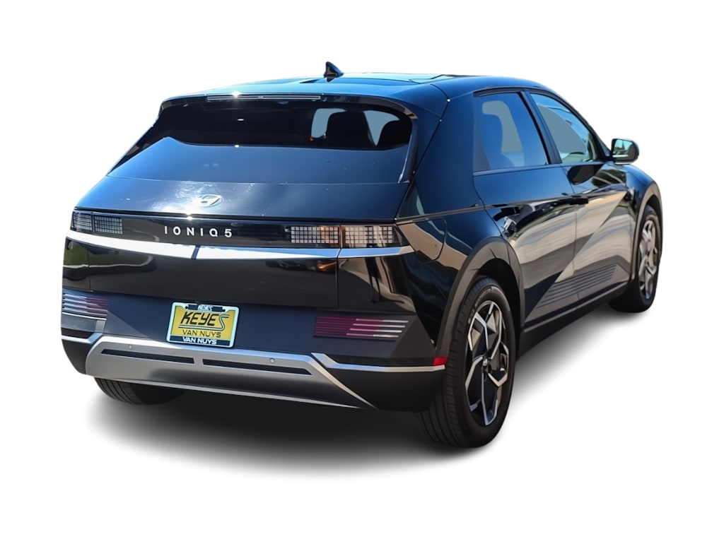 Thumbnail: 2024 Hyundai Ioniq 5 - 17