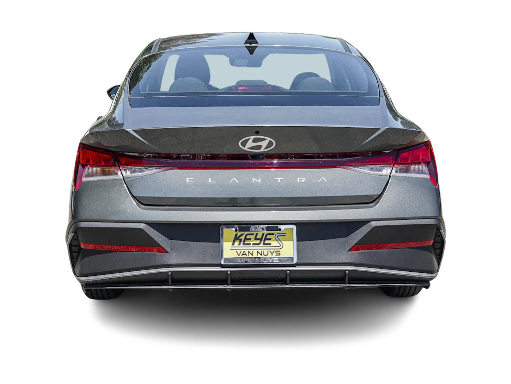 Thumbnail: 2026 Hyundai Elantra - 4