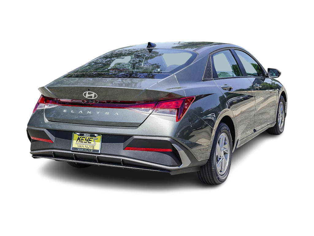 Thumbnail: 2026 Hyundai Elantra - 16