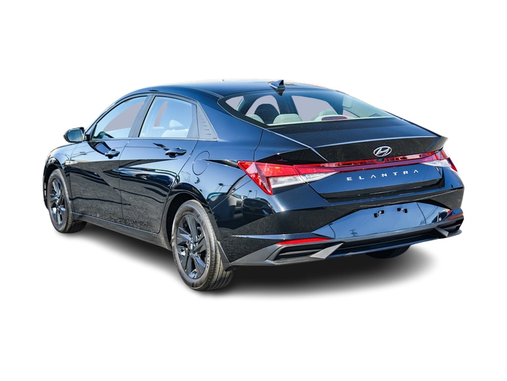 2022 Hyundai Elantra SEL 3