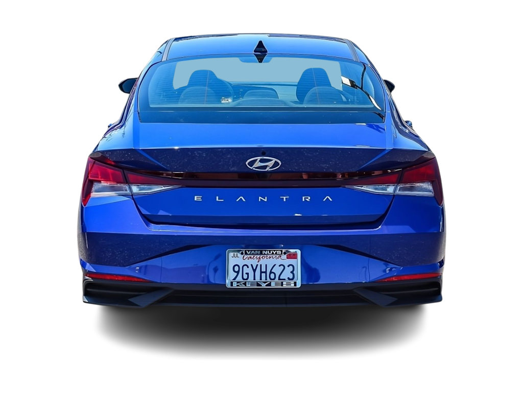 Thumbnail: 2023 Hyundai Elantra - 4