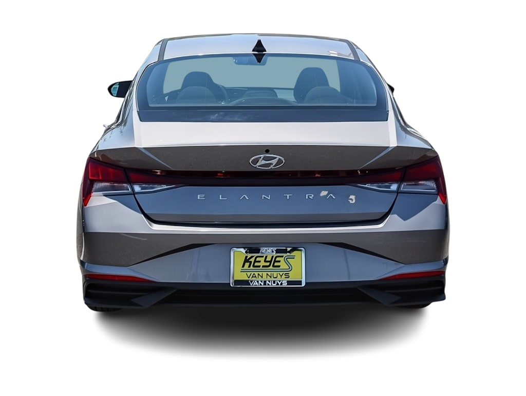 Thumbnail: 2023 Hyundai Elantra - 4