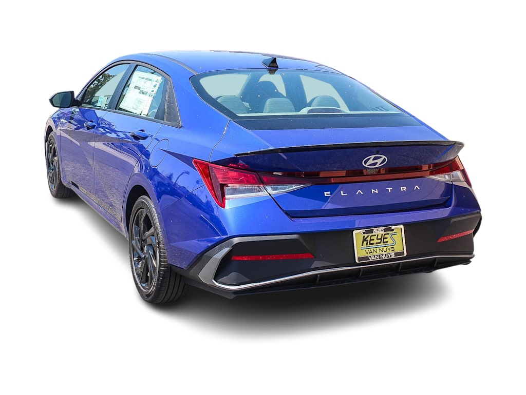 Thumbnail: 2026 Hyundai Elantra - 3