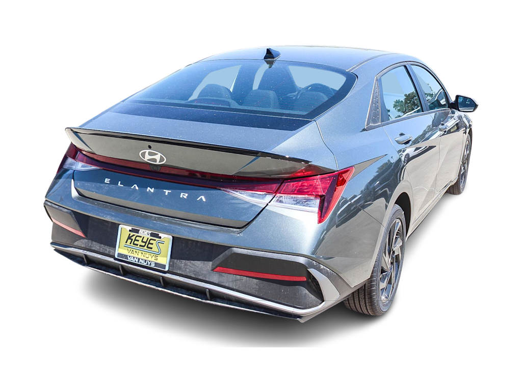 Thumbnail: 2026 Hyundai Elantra - 18