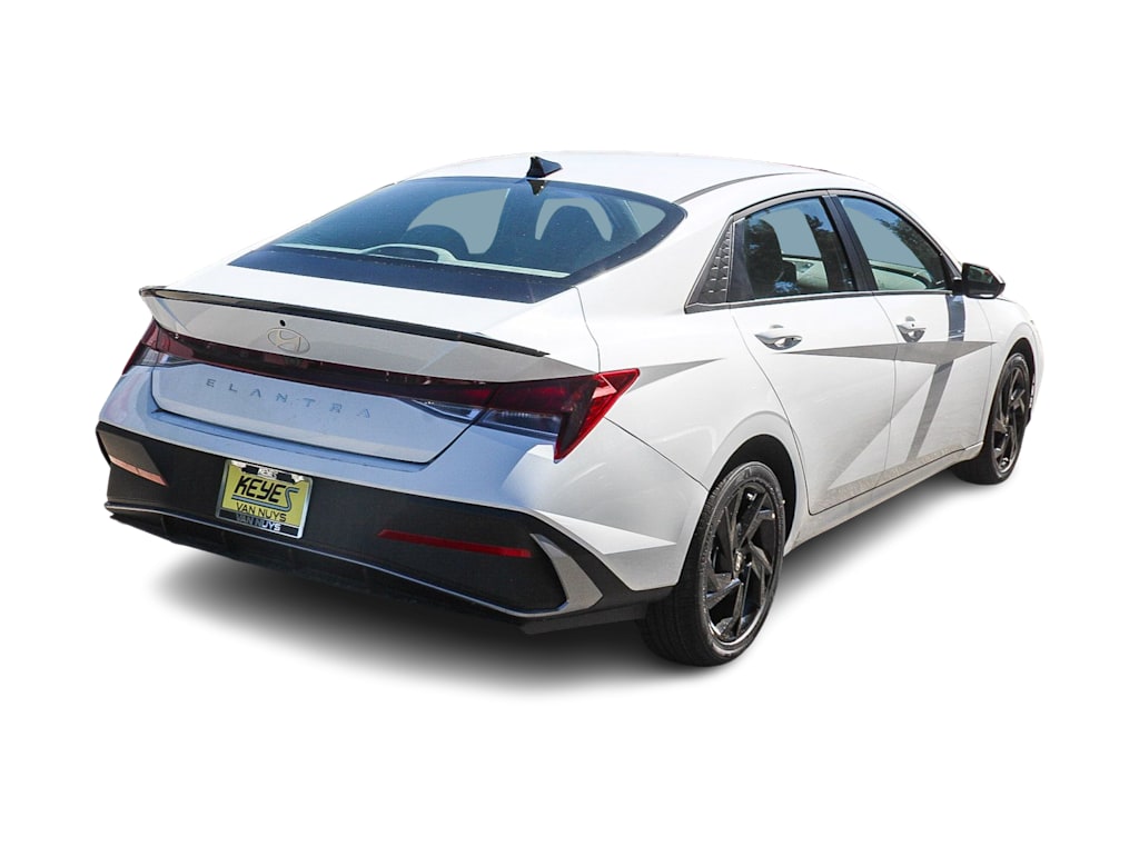 Thumbnail: 2026 Hyundai Elantra - 18