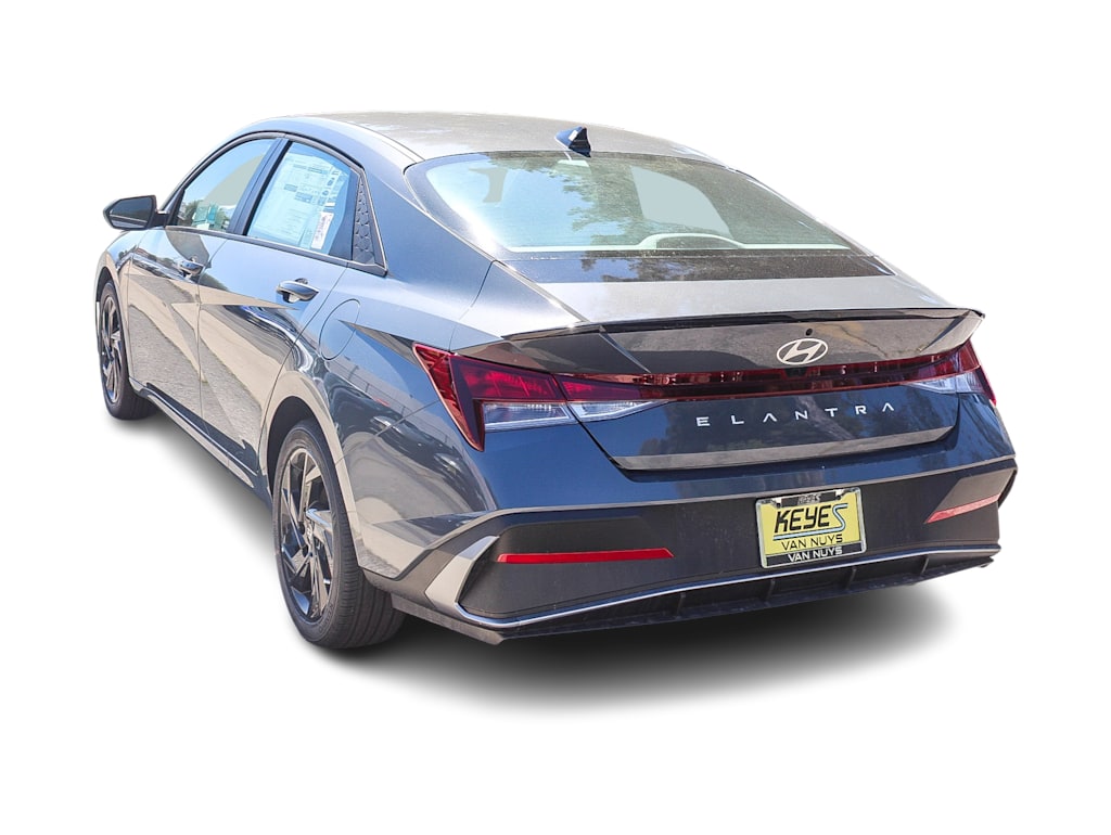 Thumbnail: 2026 Hyundai Elantra - 3