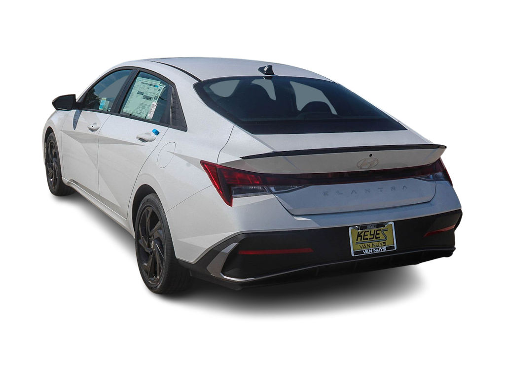 Thumbnail: 2026 Hyundai Elantra - 3