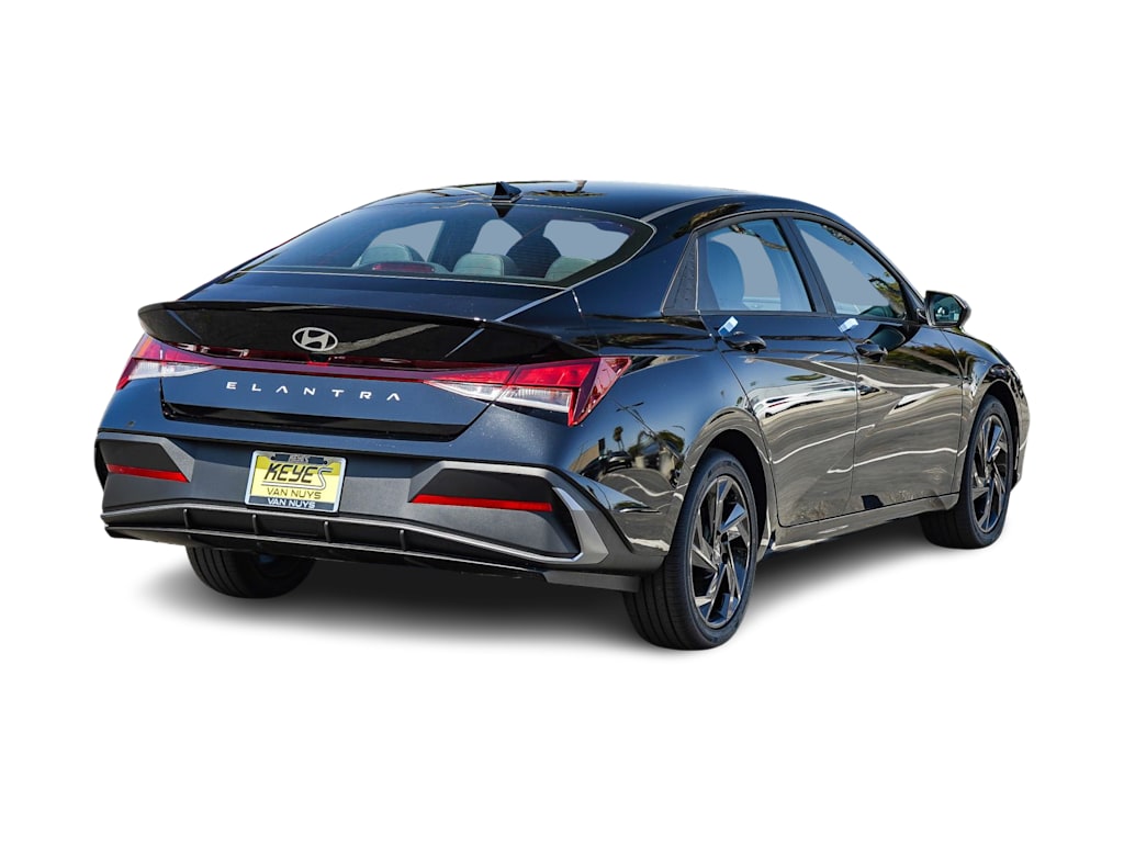 Thumbnail: 2026 Hyundai Elantra - 17