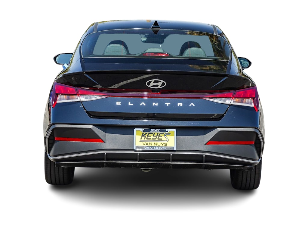 Thumbnail: 2026 Hyundai Elantra - 4