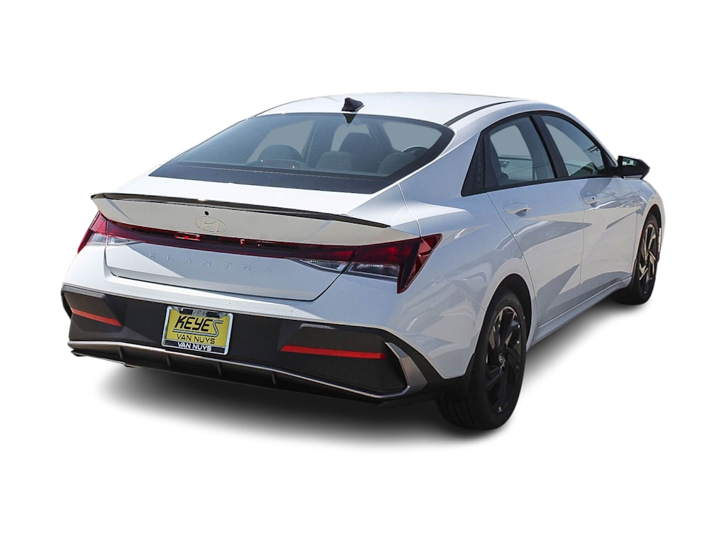 Thumbnail: 2026 Hyundai Elantra - 17