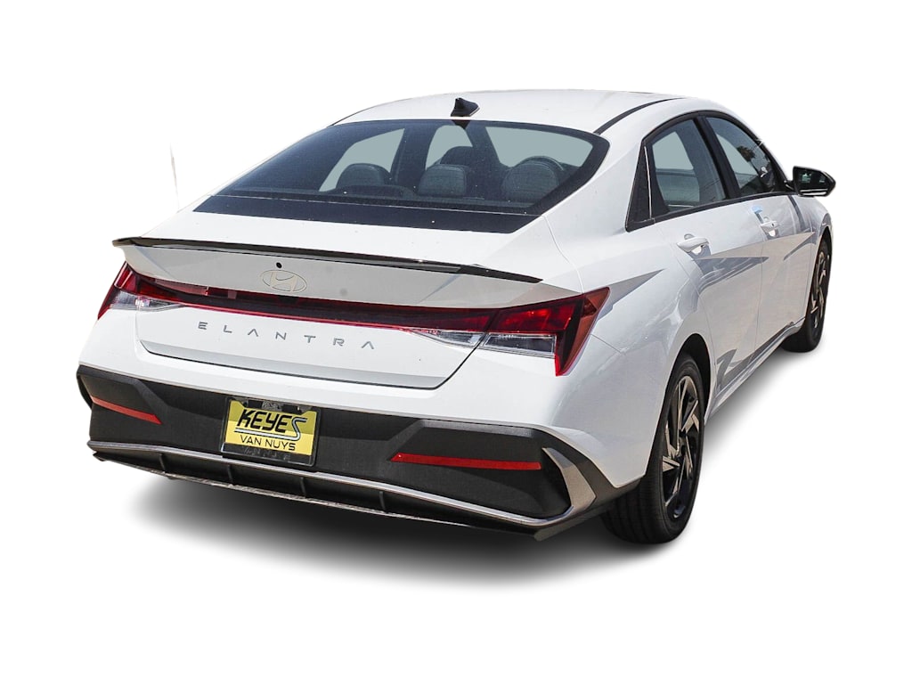 Thumbnail: 2026 Hyundai Elantra - 17