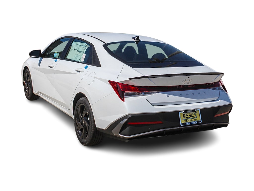 Thumbnail: 2026 Hyundai Elantra - 3