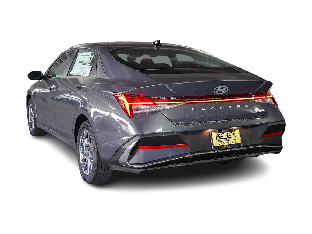Thumbnail: 2026 Hyundai Elantra - 19