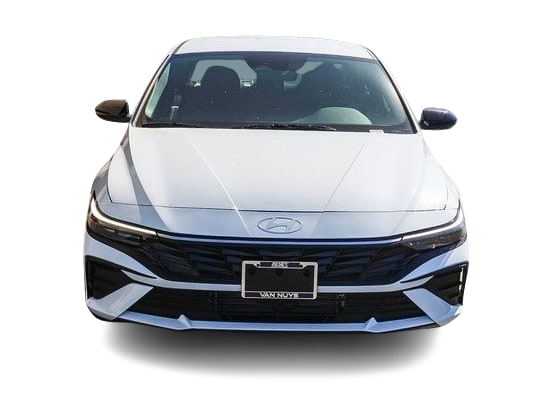 Thumbnail: 2025 Hyundai Elantra - 4