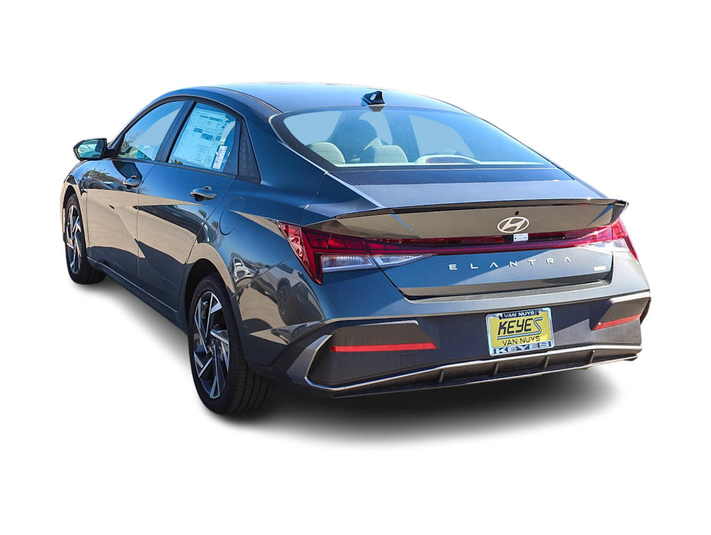Thumbnail: 2025 Hyundai Elantra - 3