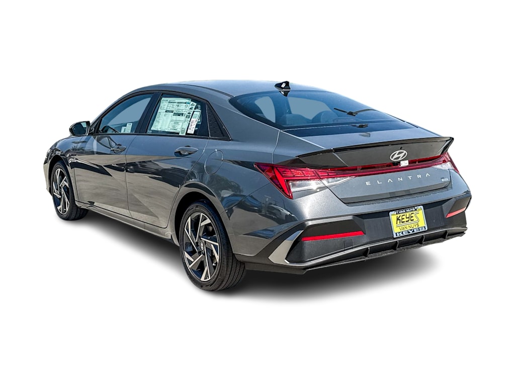 Thumbnail: 2025 Hyundai Elantra - 3