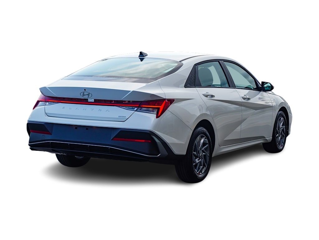 Thumbnail: 2025 Hyundai Elantra - 16