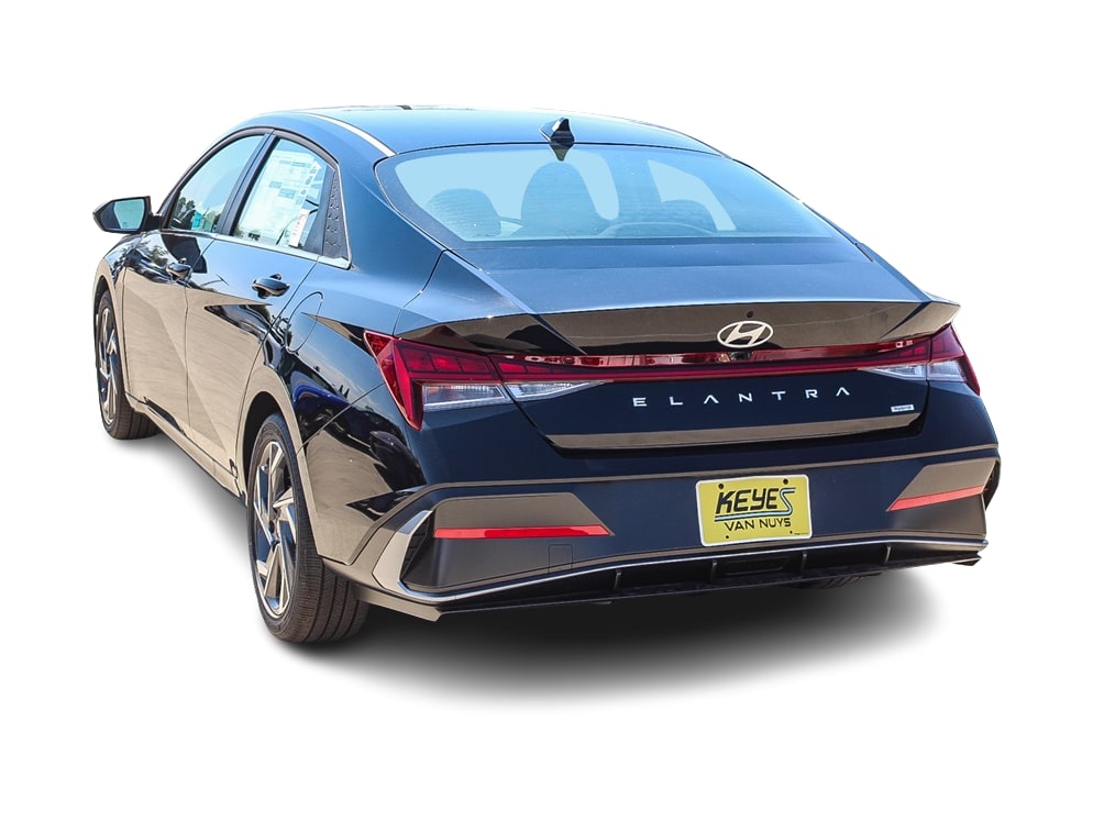 Thumbnail: 2025 Hyundai Elantra - 3
