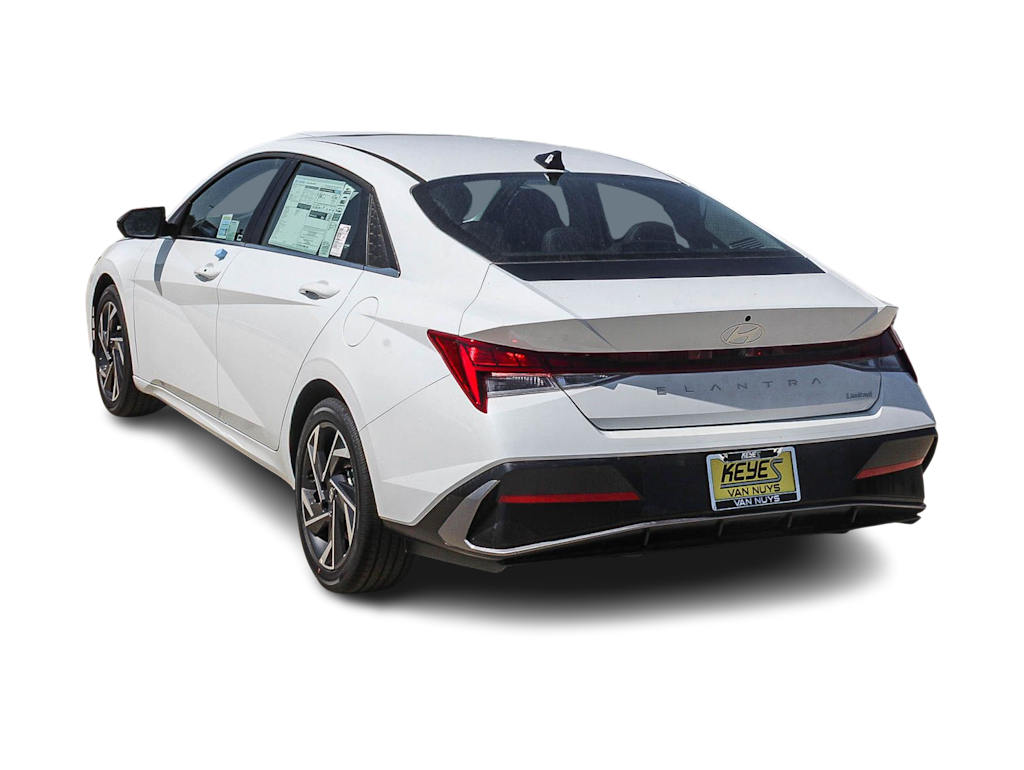 Thumbnail: 2026 Hyundai Elantra - 3