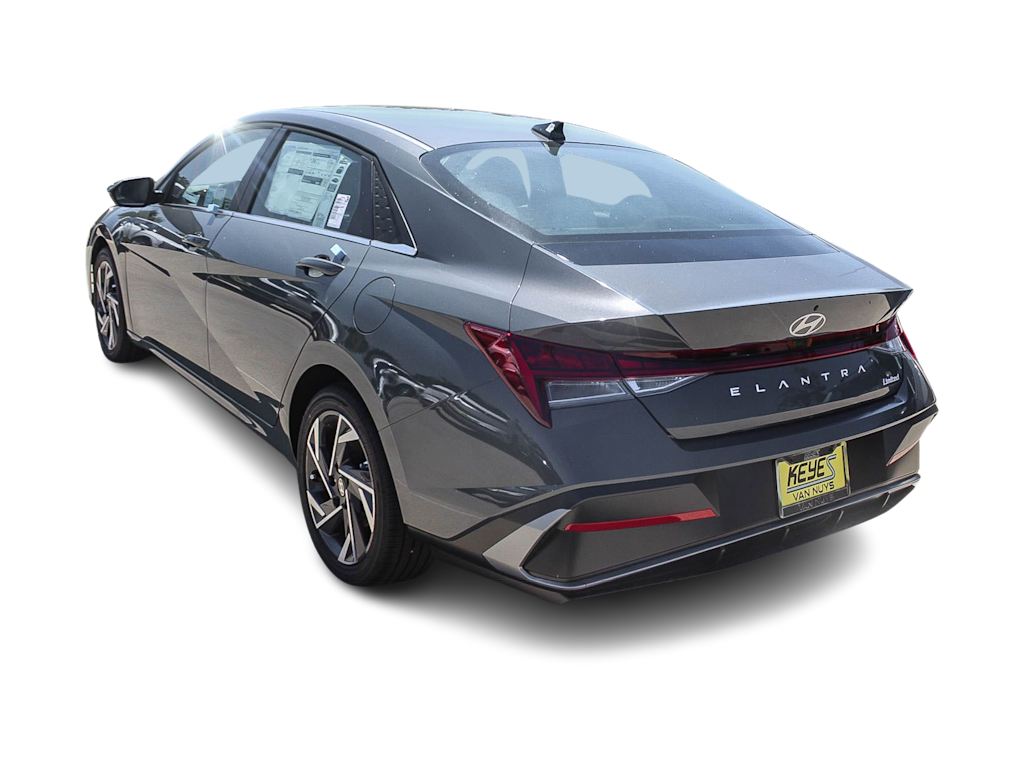 Thumbnail: 2026 Hyundai Elantra - 3