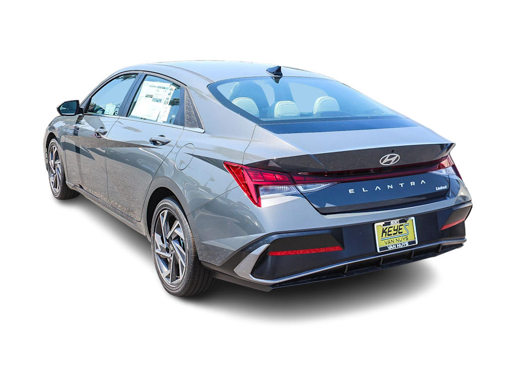 Thumbnail: 2026 Hyundai Elantra - 3