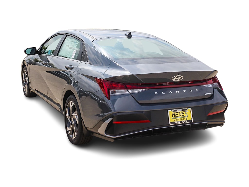 Thumbnail: 2026 Hyundai Elantra - 3