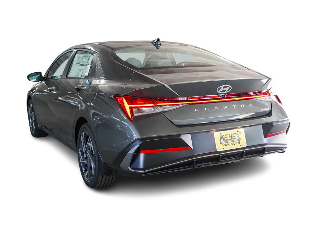 Thumbnail: 2026 Hyundai Elantra - 3