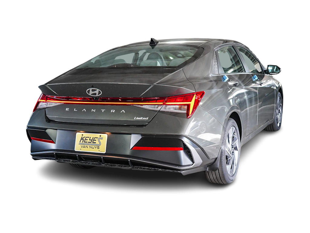 Thumbnail: 2026 Hyundai Elantra - 16