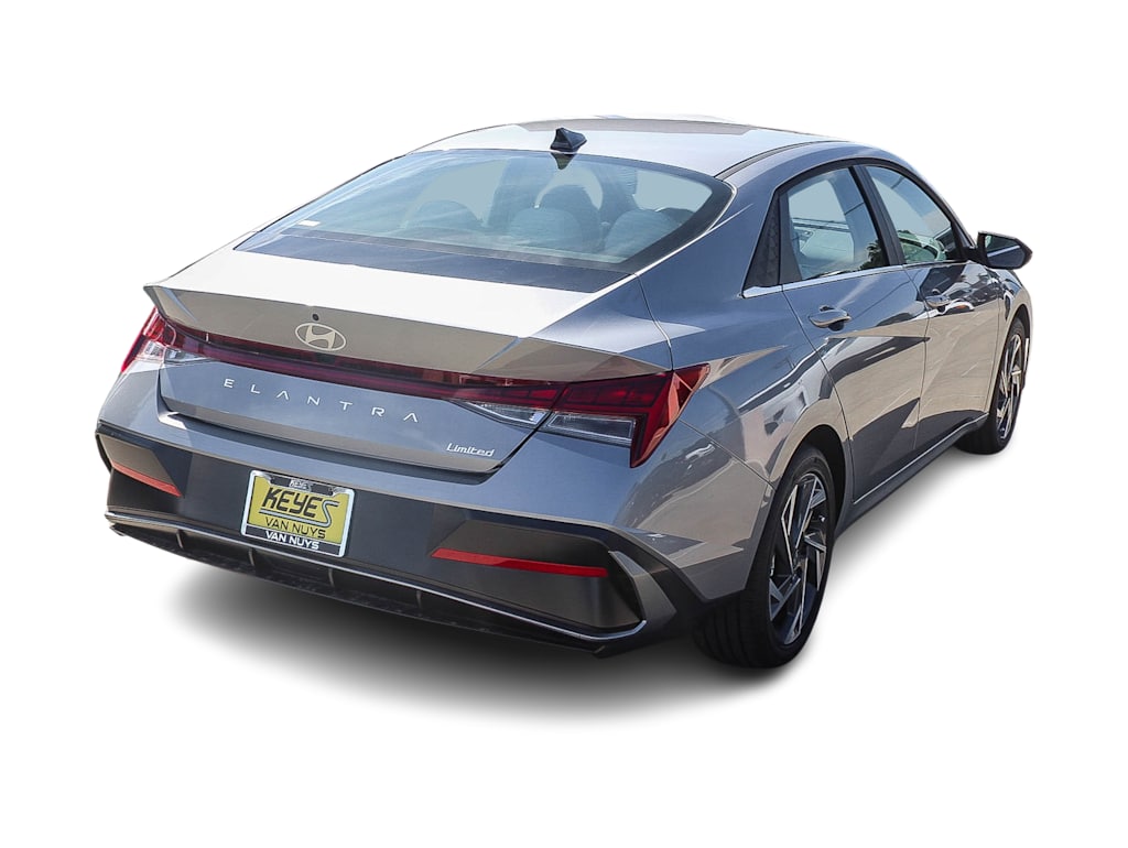 Thumbnail: 2026 Hyundai Elantra - 17