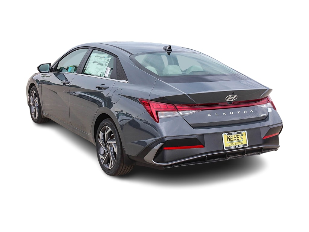 Thumbnail: 2026 Hyundai Elantra - 3