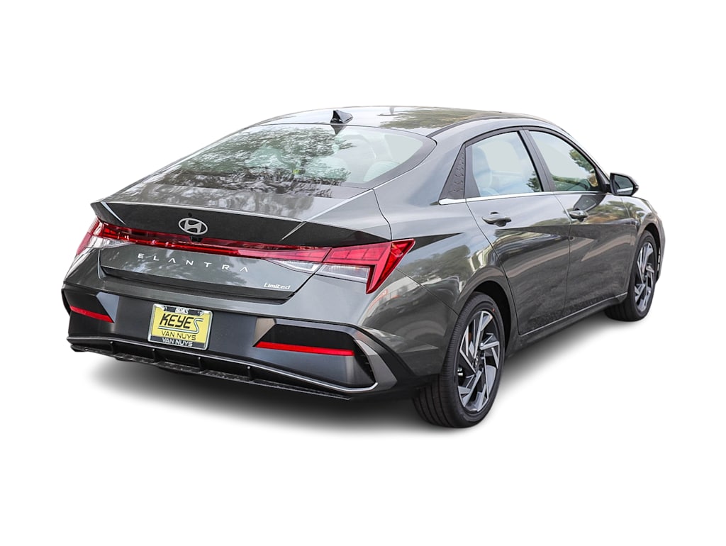 Thumbnail: 2026 Hyundai Elantra - 18