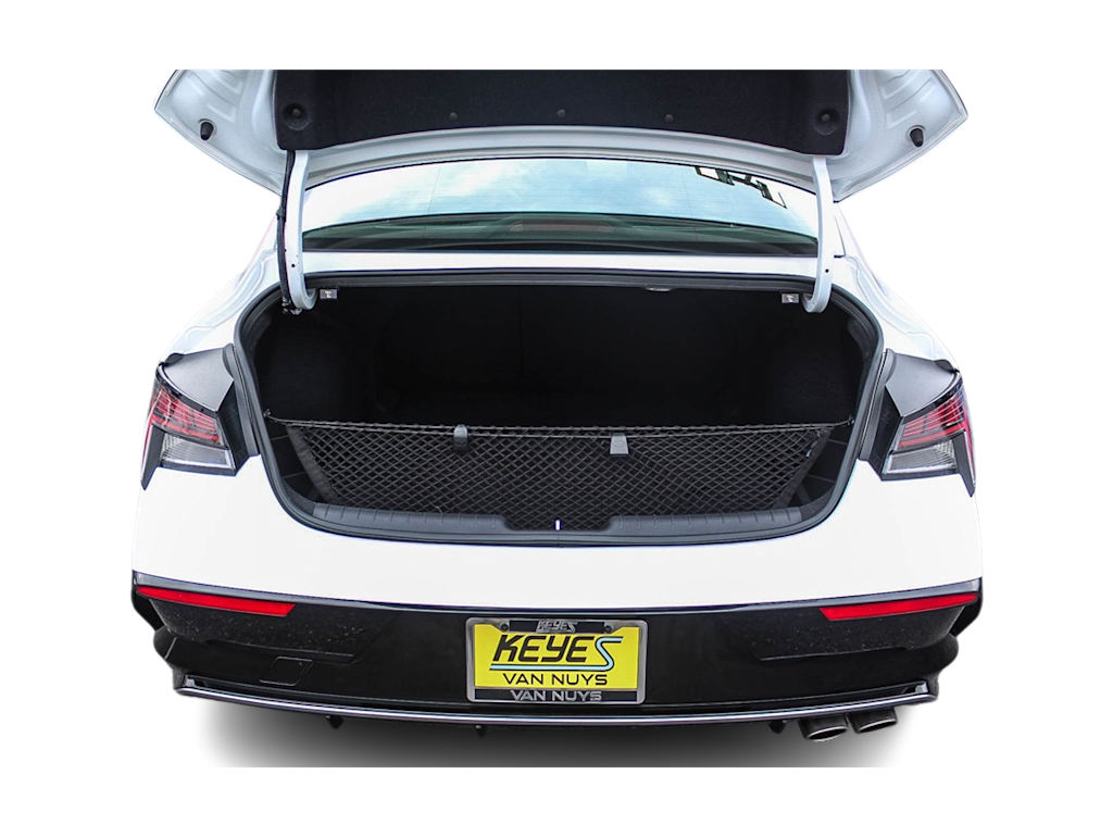 Thumbnail: 2025 Hyundai Elantra - 17