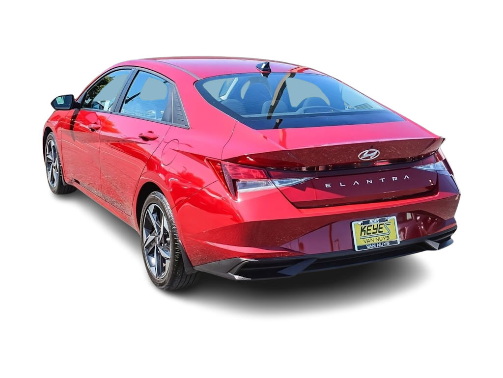 Thumbnail: 2023 Hyundai Elantra - 3