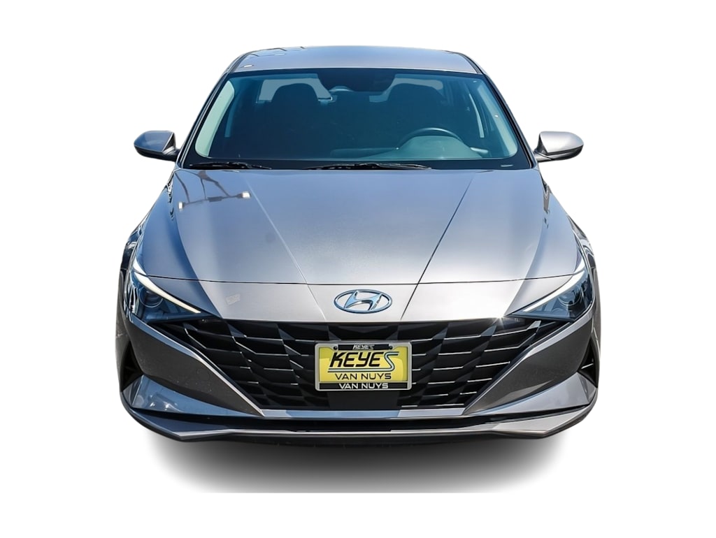 Thumbnail: 2023 Hyundai Elantra - 4